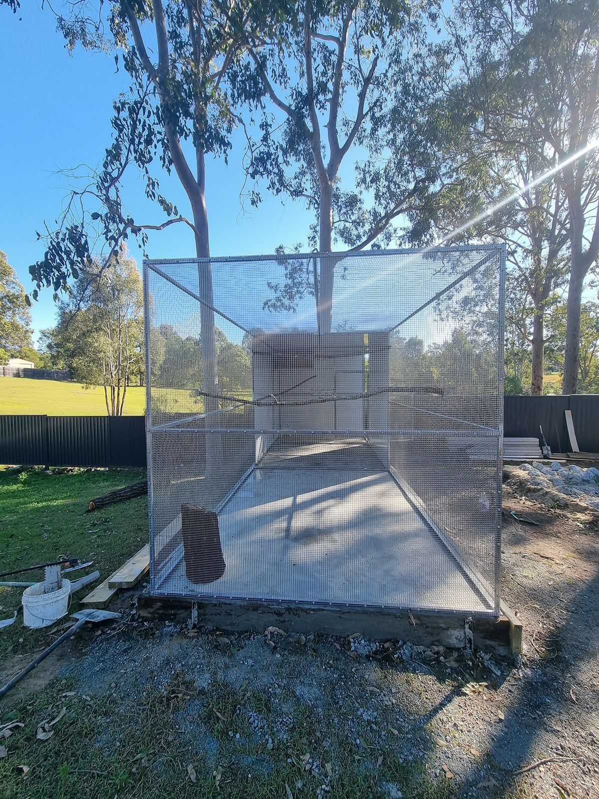 Aviary "The Larry " (2400 x 2400 x 6000) – Exotic Aviaries