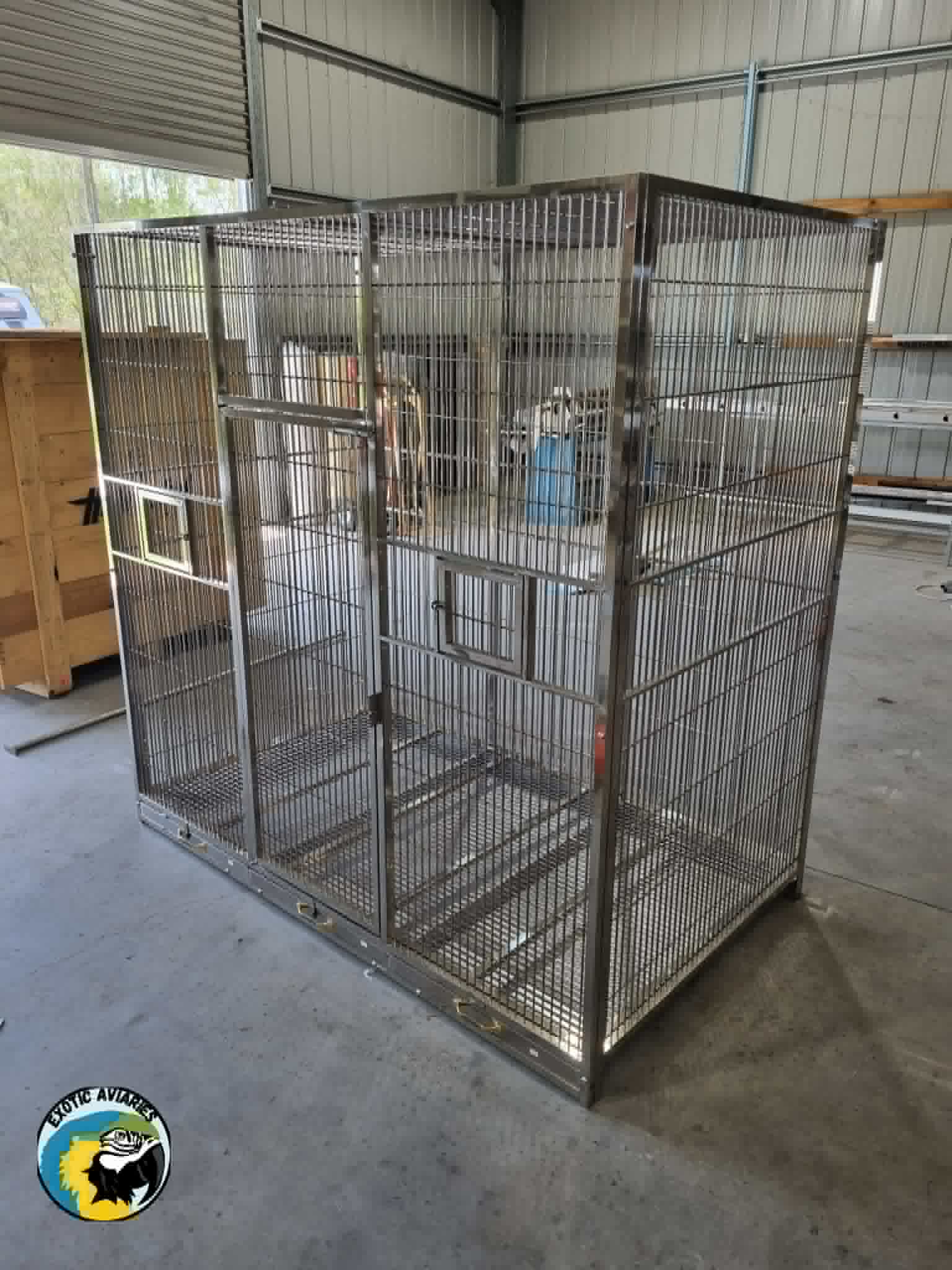Stainless Steel Medium Cage (SD150A) Flat Roof