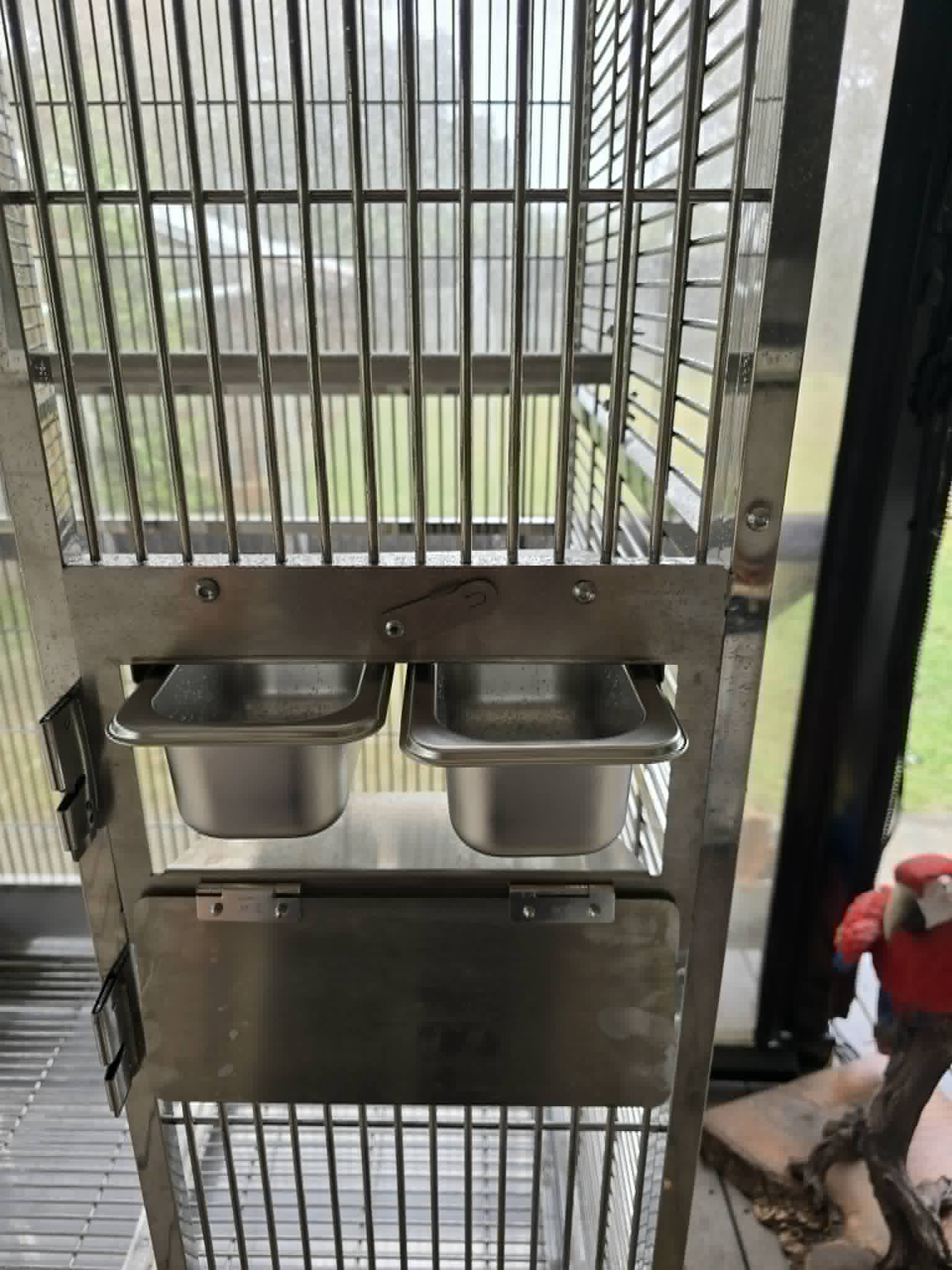 Stainless Steel Large Cage (CUS02)