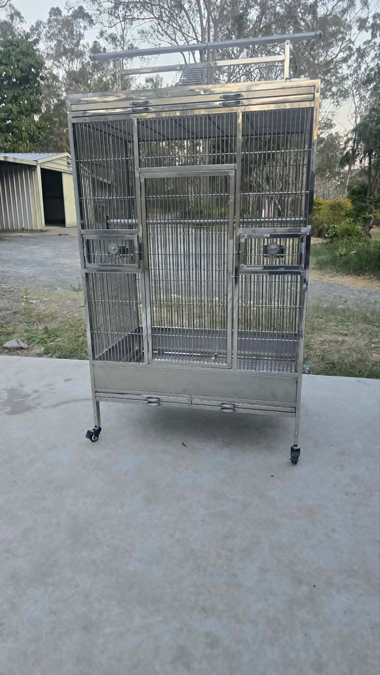 Stainless Steel Medium Cage (SD100B) With Play Stand