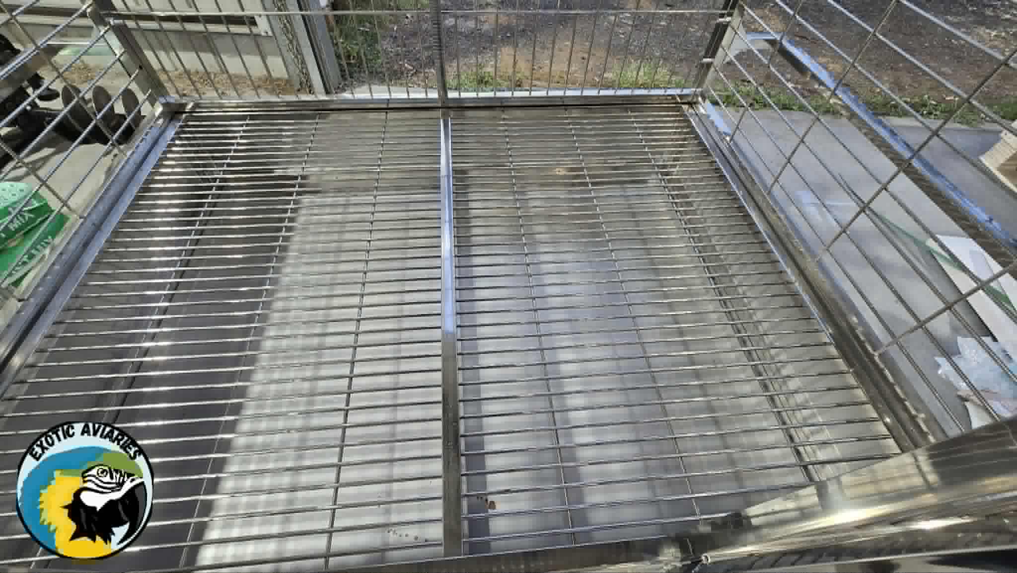 Stainless Steel Medium Parrot Dome (SD89A)